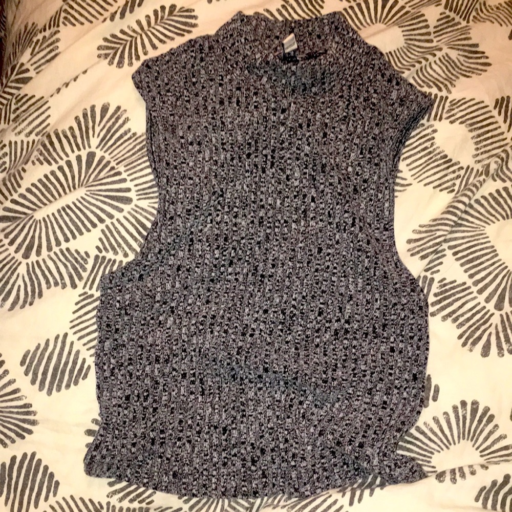 Halter top